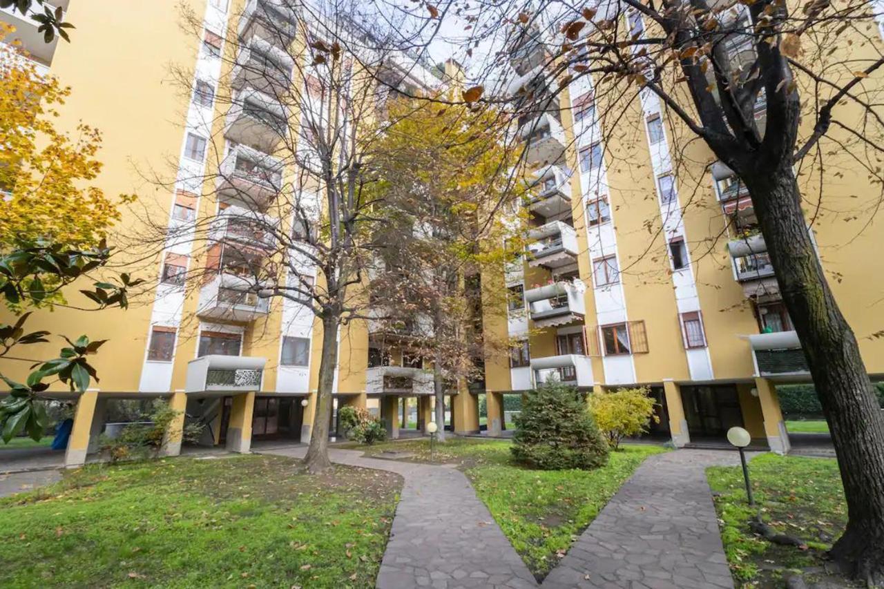 Appartamento Moncler House Navigli Milano Esterno foto